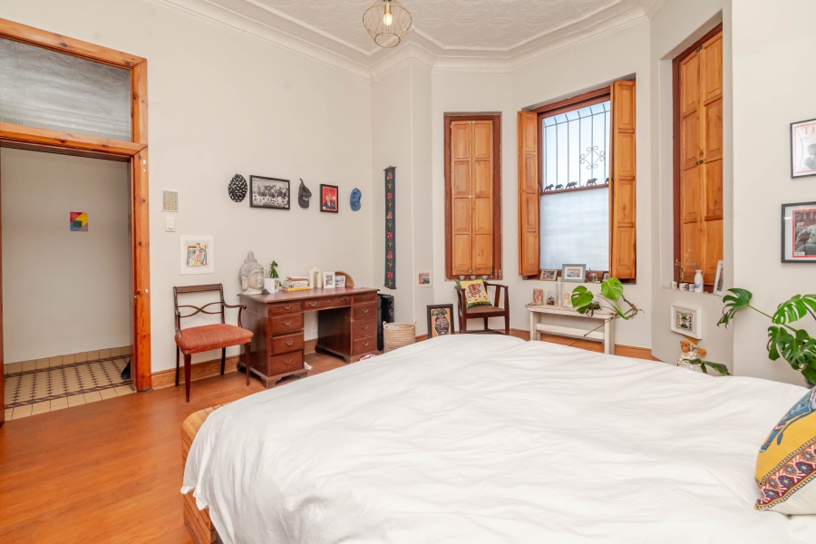 2 Bedroom Property for Sale in Tamboerskloof Western Cape